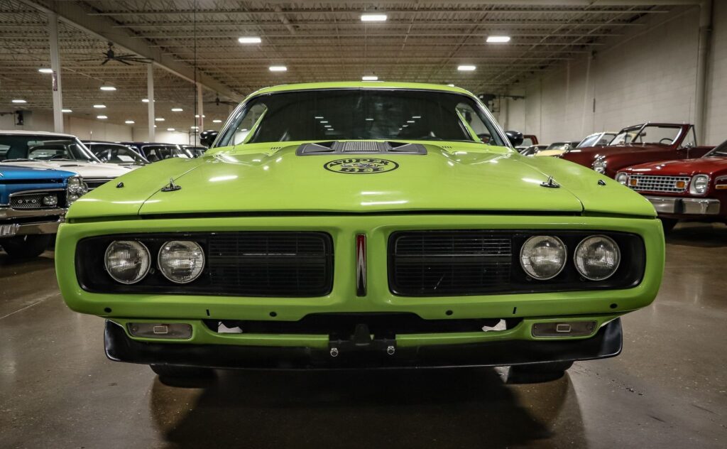 1972 Dodge Charger Super Bee Tribute